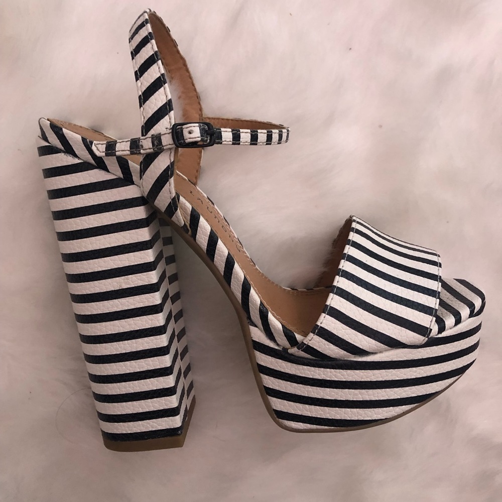 Black/white stripe platform peeptoes